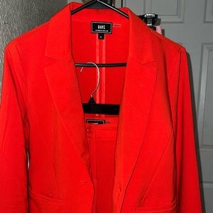 Red suit set